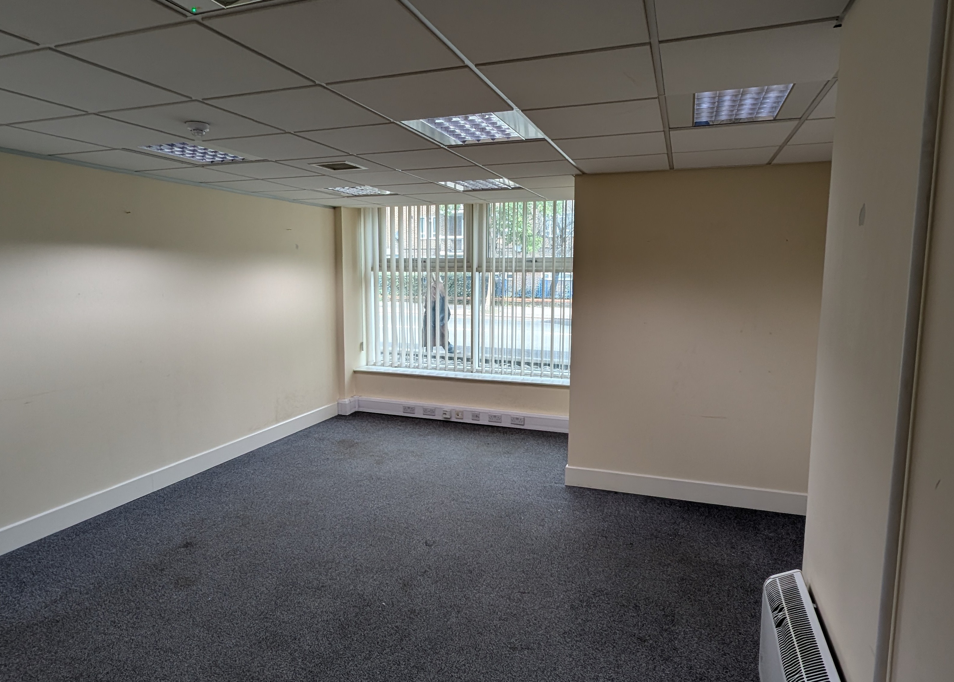 Kennington Offices 02