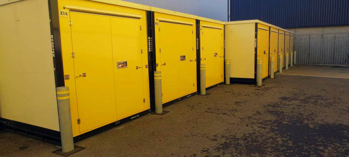 External lockups in Chelmsford Driveup lockups Big Yellow