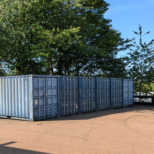 External lockups in Dundee Driveup lockups Armadillo