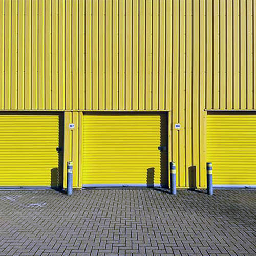 External lockups in Southend Driveup lockups Big Yellow