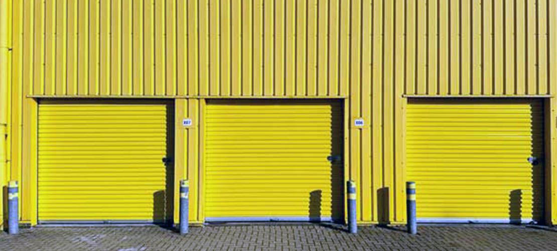 External lockups in Southend Driveup lockups Big Yellow